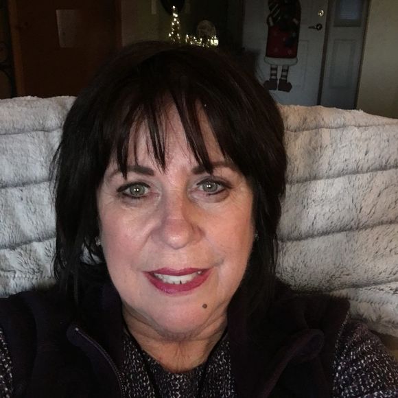 Meet your Posher, Ruth - Picture 1 of 1